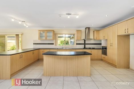 Property photo of 5 Curbur Avenue Pooraka SA 5095