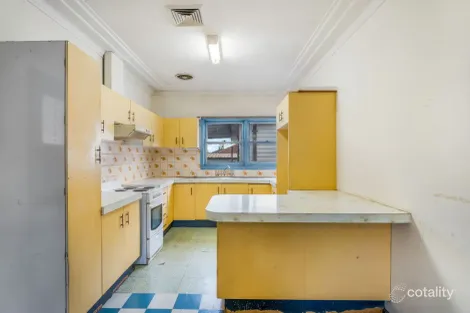 Property photo of 31 Meadows Road Cabramatta West NSW 2166