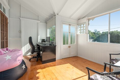 Property photo of 287 Wynnum Road Norman Park QLD 4170