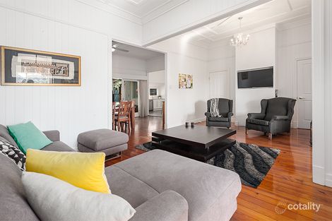 Property photo of 287 Wynnum Road Norman Park QLD 4170