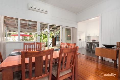 Property photo of 287 Wynnum Road Norman Park QLD 4170