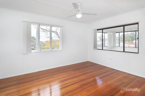 Property photo of 2 Tivela Street Mansfield QLD 4122