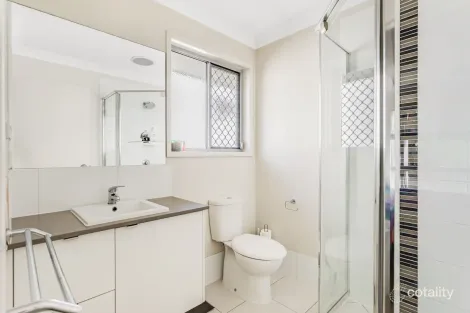 Property photo of 13 Regal Crescent Narangba QLD 4504
