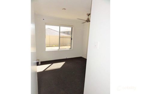 Property photo of 15 Dandelion Drive Springfield Lakes QLD 4300