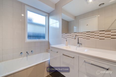 Property photo of 23 Kelburn Road Berwick VIC 3806