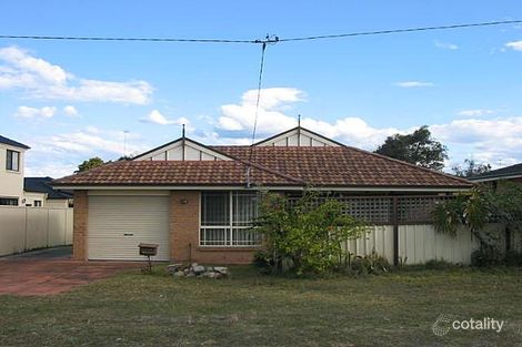 Property photo of 21 Yethonga Avenue Blue Bay NSW 2261