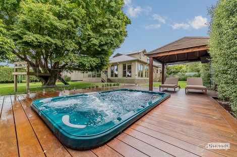 Property photo of 10 Buln Buln Road Drouin VIC 3818