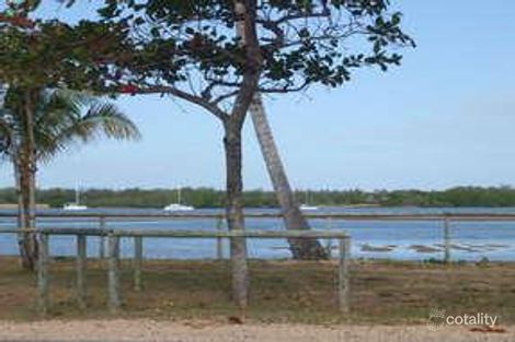 Property photo of 3 Dolphin Crescent Taylors Beach QLD 4850