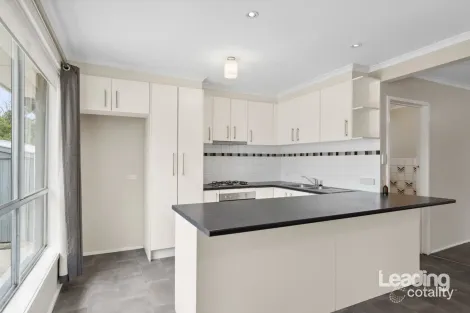 Property photo of 562 Elizabeth Drive Sunbury VIC 3429