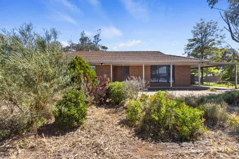 18 Second St, Snowtown, SA 5520