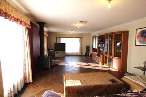Property photo of 596 The Horsley Drive Smithfield NSW 2164
