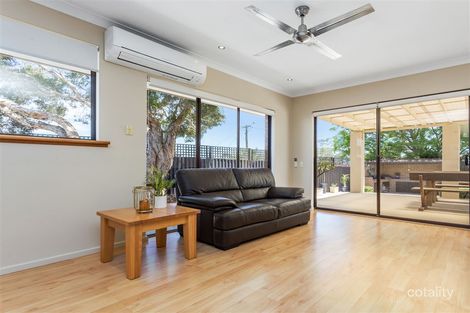 Property photo of 16 Rushby Way Samson WA 6163