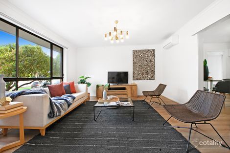 Property photo of 2/27 Lloyd Avenue Reservoir VIC 3073