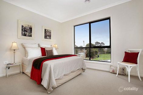 Property photo of 2/1 Eastway Avenue Donvale VIC 3111