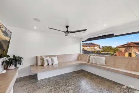 Property photo of 8 Dapto Place Bangor NSW 2234