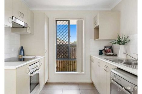 Property photo of 11 Scott Way Redbank Plains QLD 4301