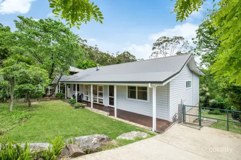 Property photo of 22 Davies Avenue Springwood NSW 2777