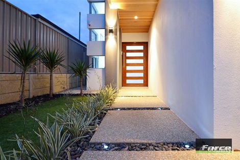 Property photo of 16 Clark Place Karrinyup WA 6018