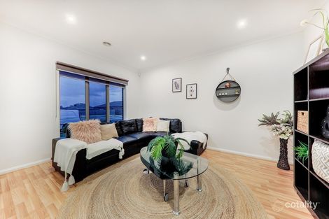 Property photo of 8 Leyana Crescent Brookfield VIC 3338