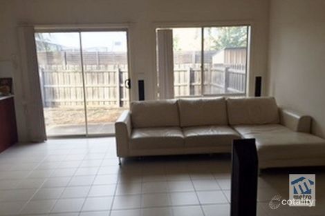 Property photo of 4/2-4 Rutman Close Werribee VIC 3030