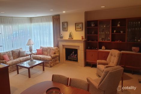 Property photo of 28 Amber Grove Mount Waverley VIC 3149