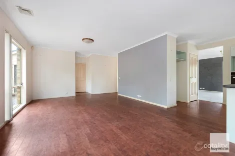 Property photo of 20 Whitmore Crescent Goodna QLD 4300