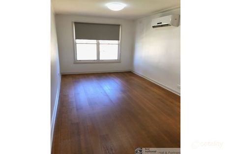 Property photo of 1/3 Tudor Crescent Noble Park North VIC 3174