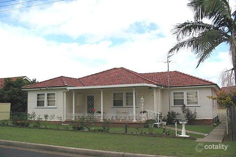 3 Travers Ave, Mayfield West, NSW 2304