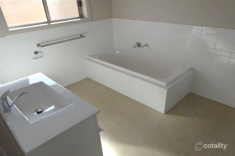 Property photo of 12 Lake Paddock Drive Leeton NSW 2705