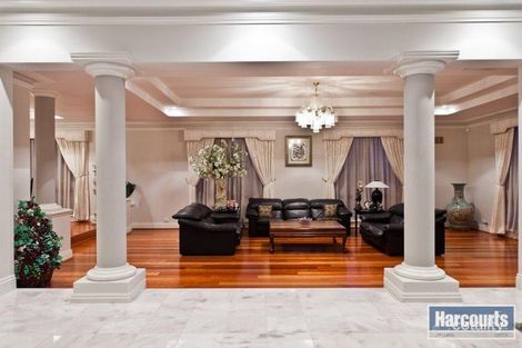 Property photo of 2 Sutherland Crescent Winthrop WA 6150