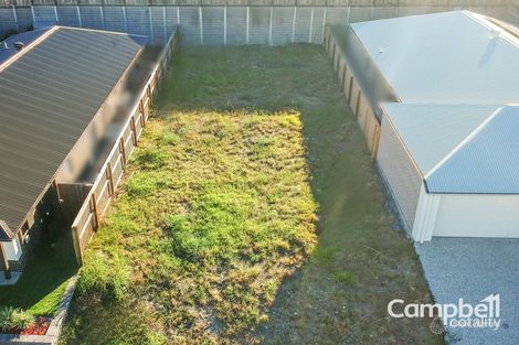 33 Wallaroo Cres, Ripley, QLD 4306