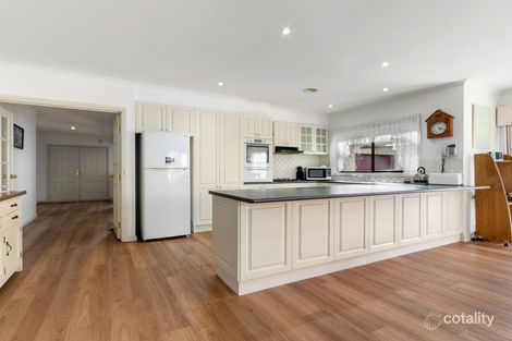 13 Stirling Dr, Lakes Entrance, VIC 3909