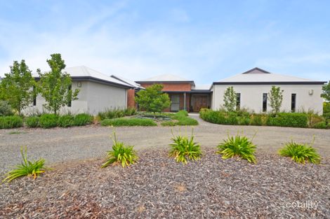 1 Blue Wren Dr, Haven, VIC 3401