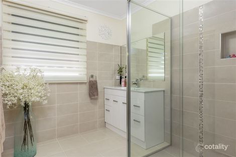 Property photo of 55 David Collins Drive Endeavour Hills VIC 3802