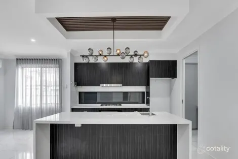 Property photo of 17 Kangaroo Crescent Aintree VIC 3336