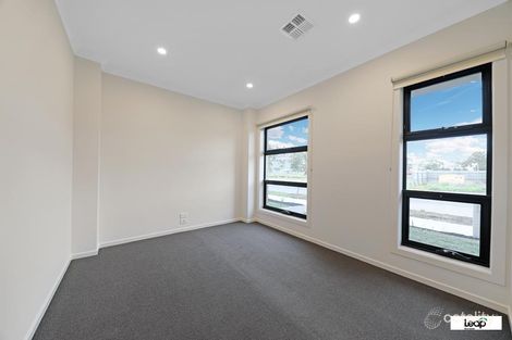 Property photo of 40 Leandon Avenue Wollert VIC 3750