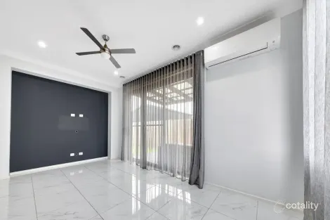 Property photo of 17 Kangaroo Crescent Aintree VIC 3336