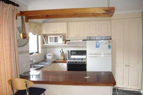 Property photo of 252 James Cook Drive Endeavour Hills VIC 3802