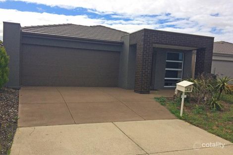 Property photo of 9 Morgan Way Pakenham VIC 3810