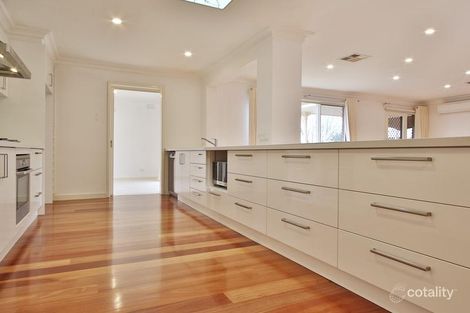 Property photo of 5 Howell Close Doncaster East VIC 3109