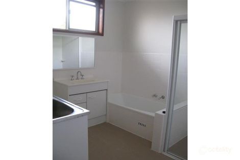 Property photo of 3/32 Yorston Street Warners Bay NSW 2282