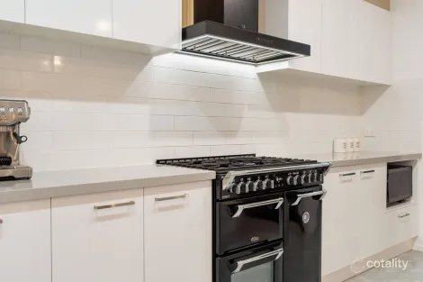 Property photo of 36 Navigation Road Greenvale VIC 3059