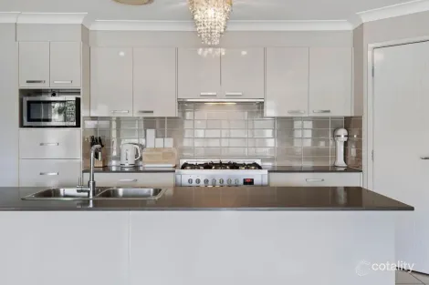 Property photo of 83A Nujooloo Road Slacks Creek QLD 4127