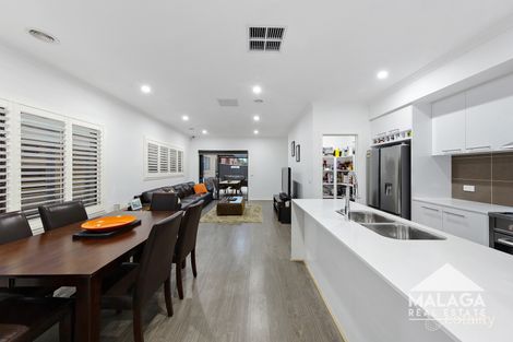 Property photo of 16 Auburn Drive Fraser Rise VIC 3336