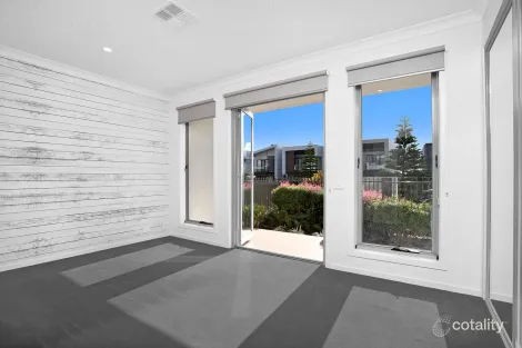 Property photo of 168 Harbour Boulevard Shell Cove NSW 2529