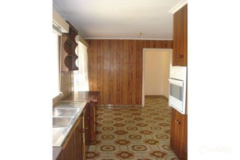 Property photo of 121 Quinn Grove Keilor East VIC 3033