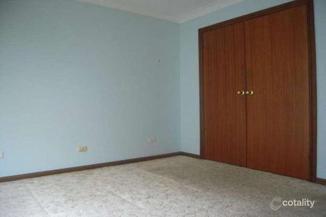 Property photo of 3/6 Bensley Road Macquarie Fields NSW 2564