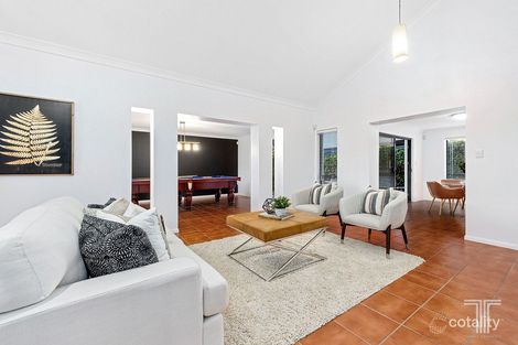 Property photo of 4 Bells Place Carindale QLD 4152