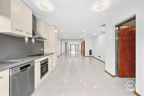 Property photo of 17 Doowi Court Greensborough VIC 3088