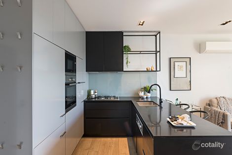 Property photo of 205/28 Auburn Grove Hawthorn East VIC 3123